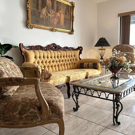 Beautiful Apartment With Very Elegant Colonial Decoration Tamiami Esterno foto
