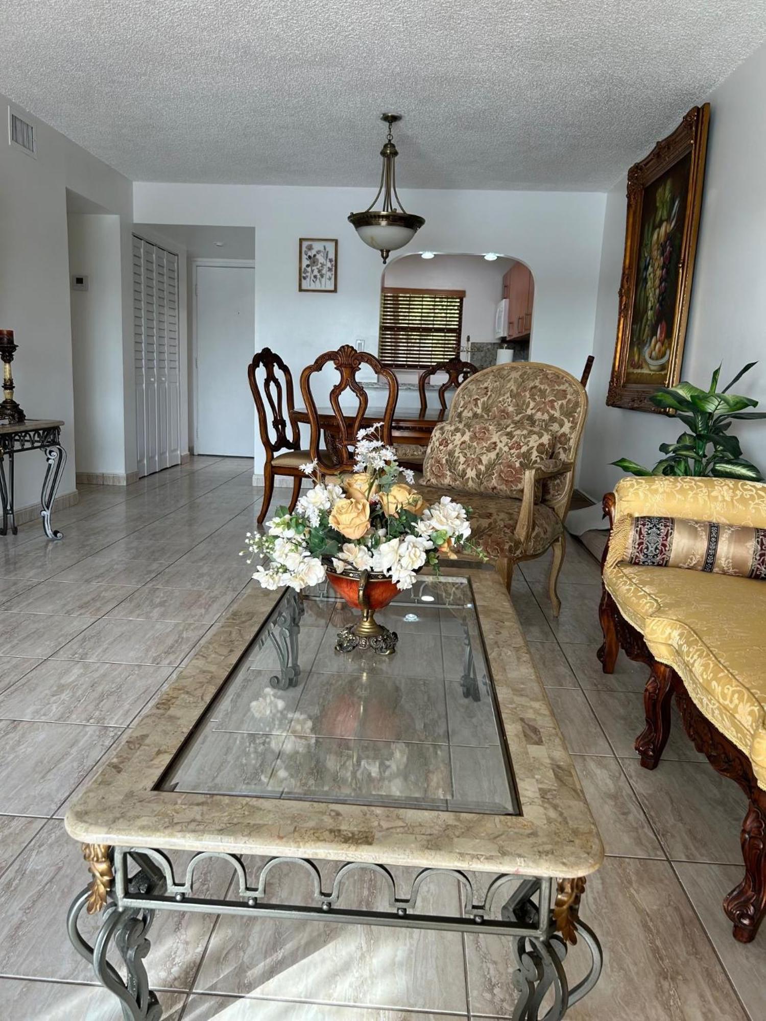Beautiful Apartment With Very Elegant Colonial Decoration Tamiami Esterno foto